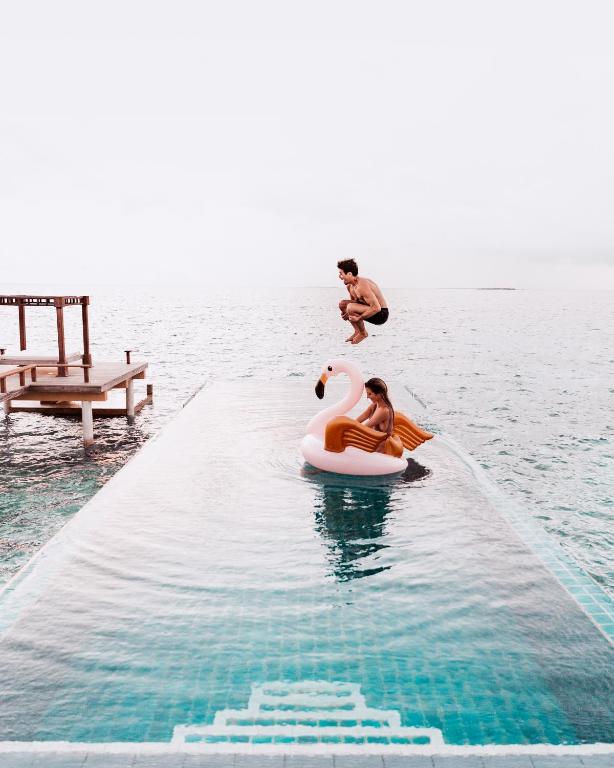 Hosté ubytování Angsana Velavaru In-Ocean Villas - Enjoy 2 pax 50 percent off seaplane and 2 times free excursions for 4 nights and above, Book Stay period from18 June to 30 Sep 2025