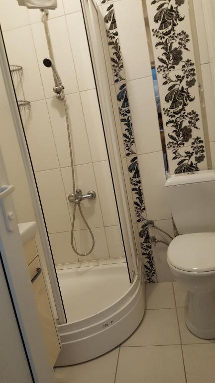 A bathroom at Tulip Guesthouse