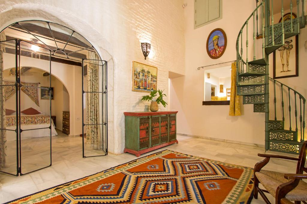 Country Home Apartment with Garage 6 pax, Sevilla ...