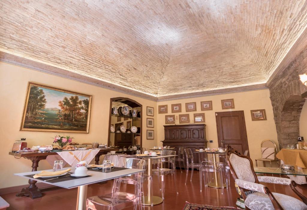 TV a/nebo společenská místnost v ubytování Brunelli B&B