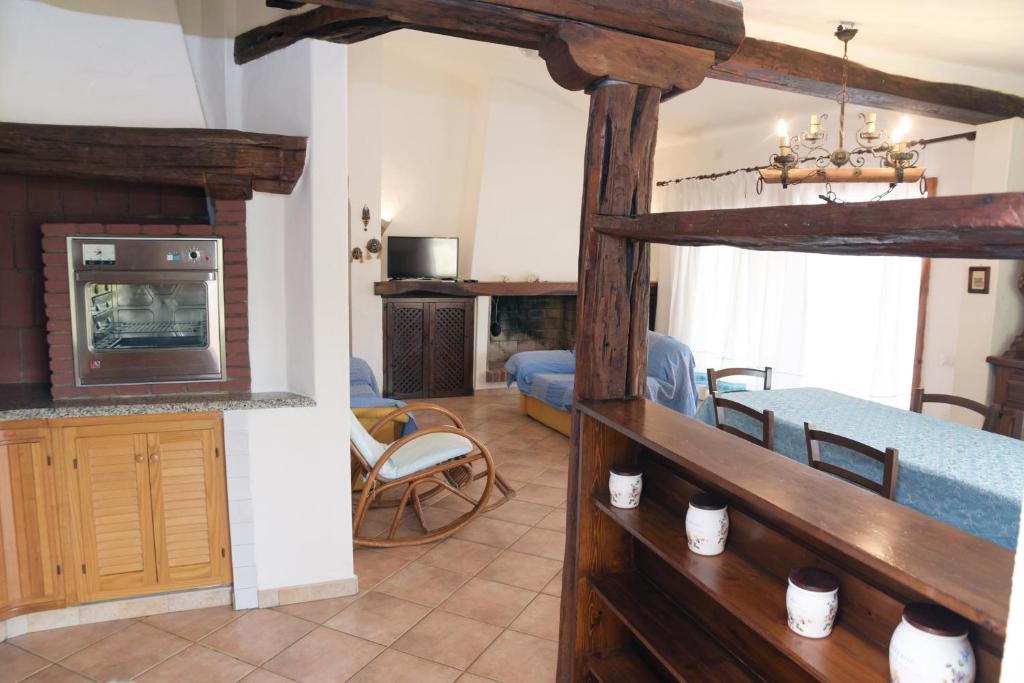 A kitchen or kitchenette at Villa Barbara