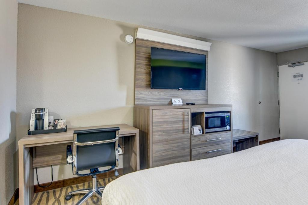 Kuchyň nebo kuchyňský kout v ubytování Seabreeze Inn - Fort Walton
