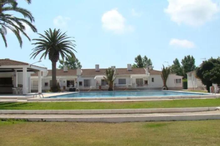 Bazén v ubytovaní Apartament Virginia alebo v jeho blízkosti