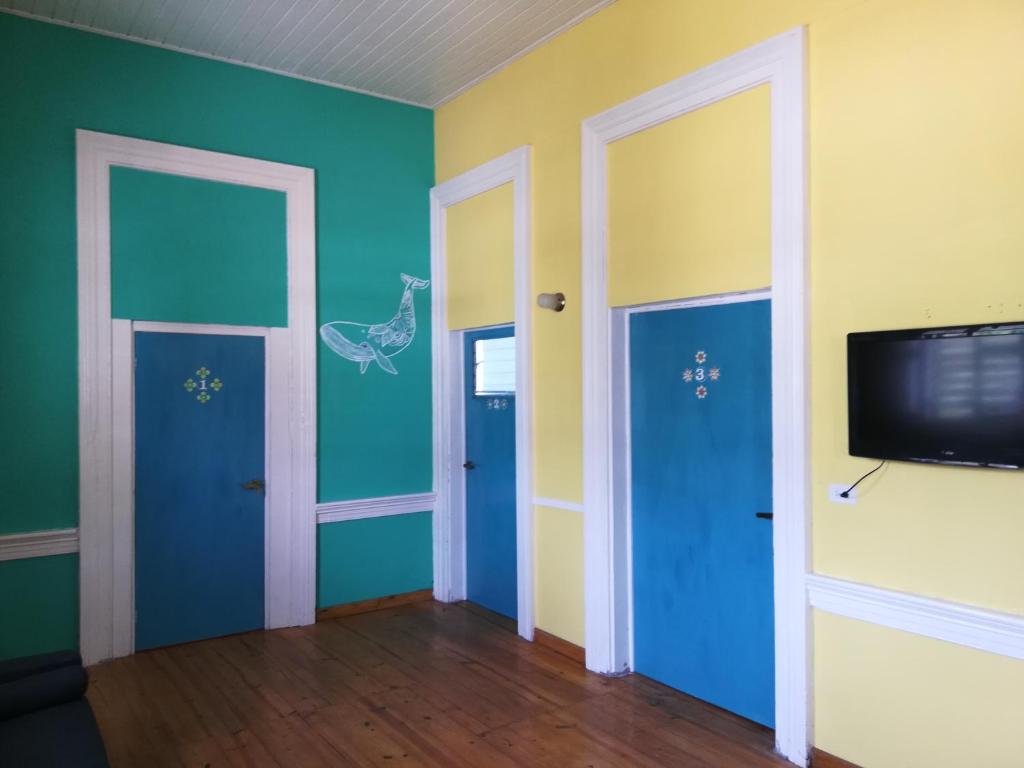 TV a/nebo společenská místnost v ubytování Park Hostel