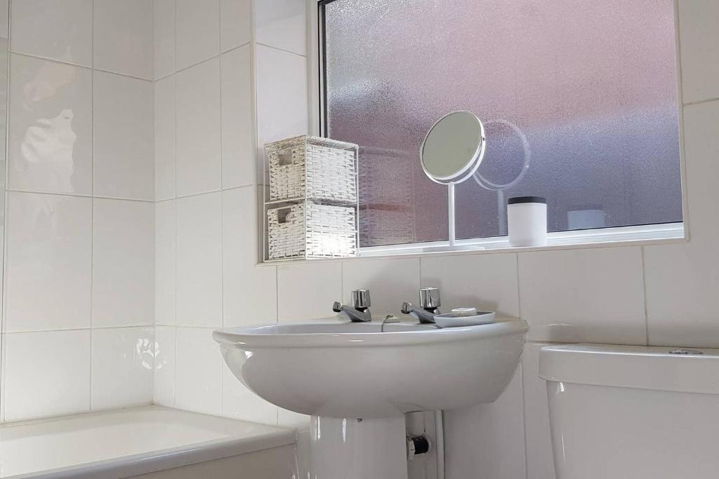 Fotografie z fotogalerie ubytování Chester City Centre House, Recently Furnished v destinaci Chester