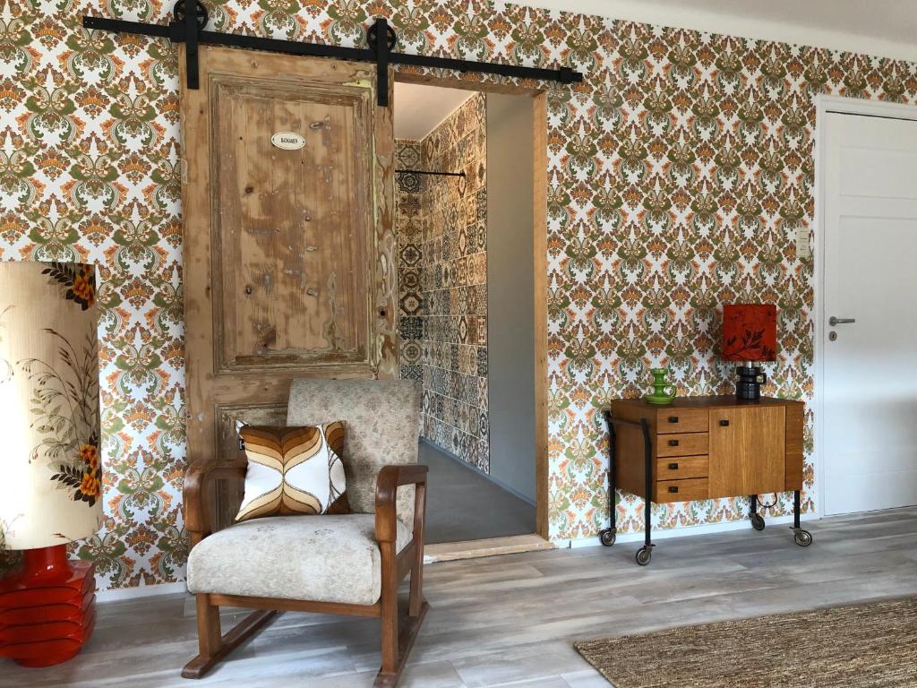 Postel nebo postele na pokoji v ubytování Ruime studio 'In de drie koningen' in hartje Middelburg