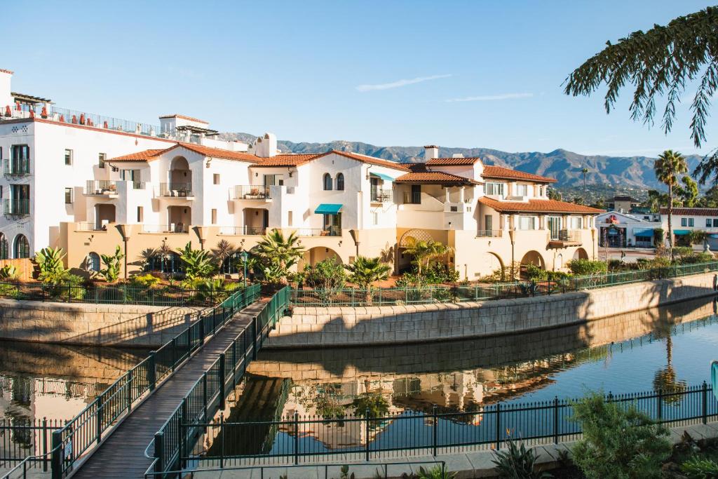 Harbor View Inn photo