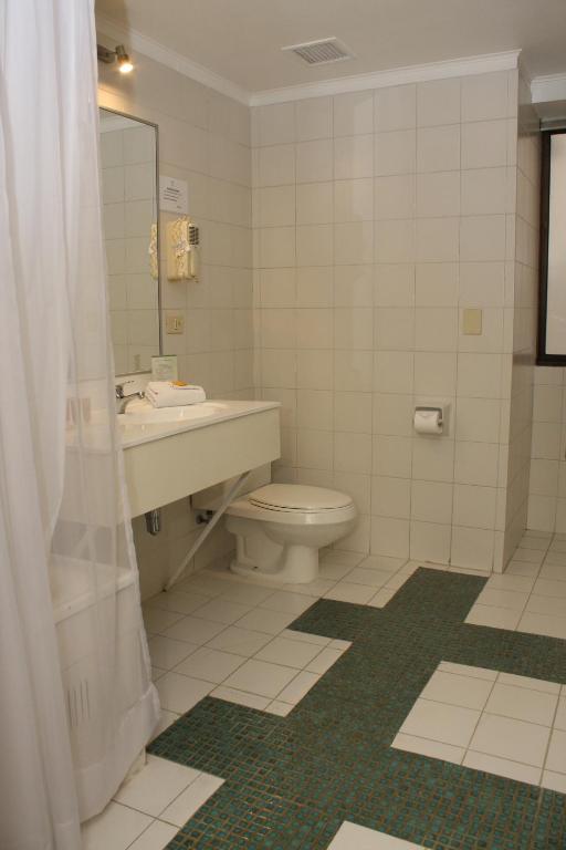 Koupelna v ubytování Gala Hotel