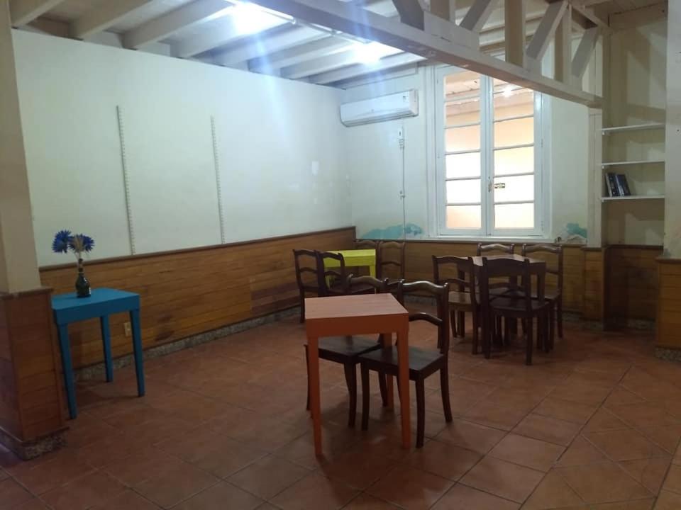  Tia Guta República para Mulheres