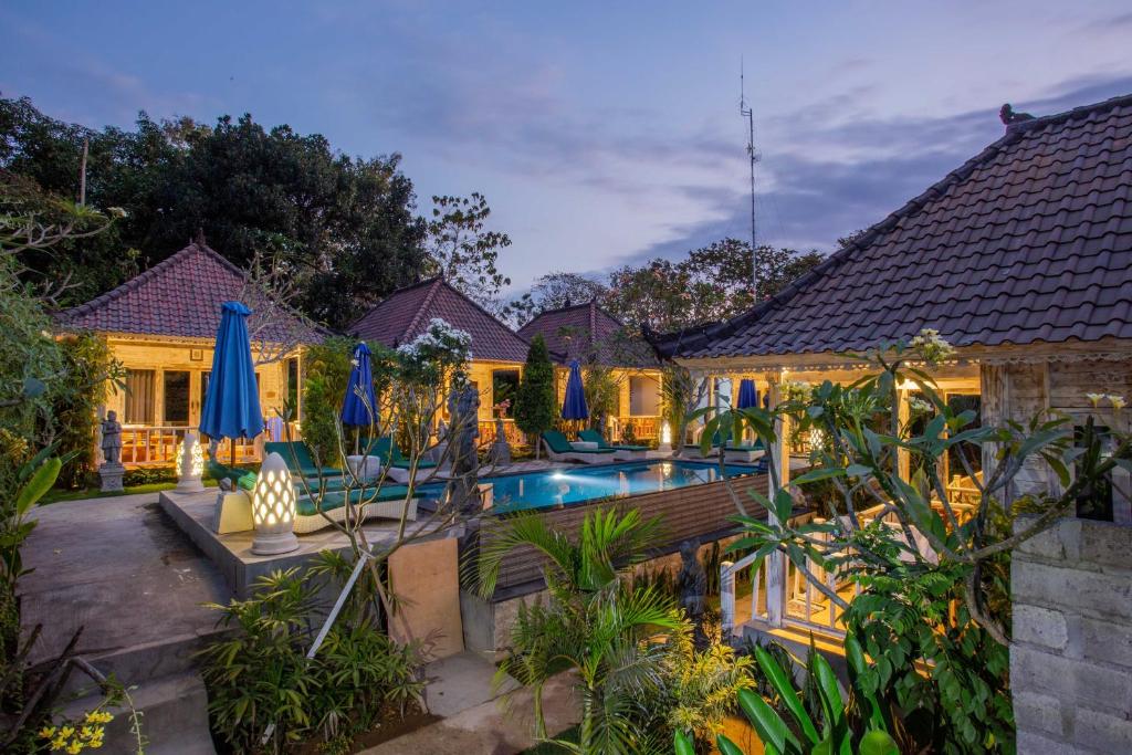 221 Garden Cottages - 3