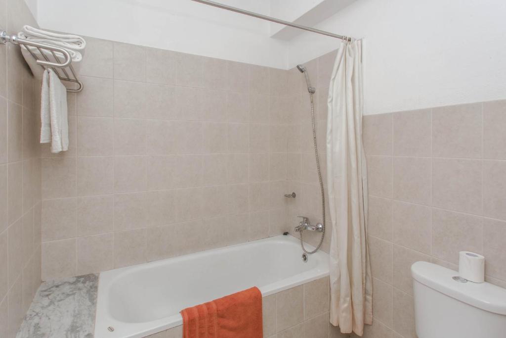 Koupelna v ubytování Fuji Hotel