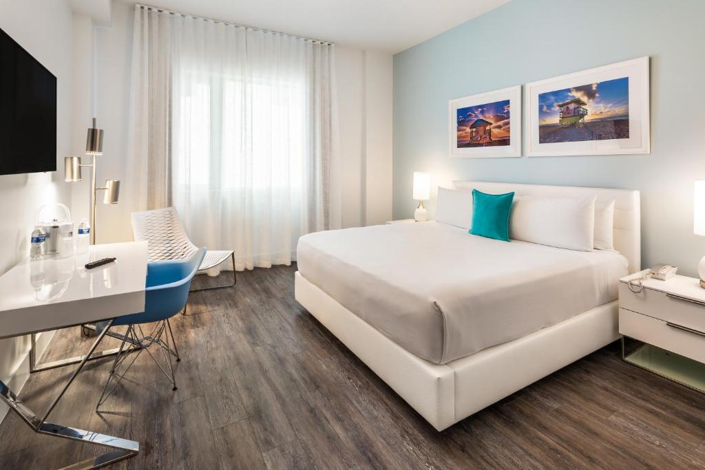 President Hotel - 