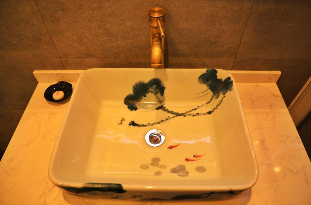 Fotografie z fotogalerie ubytování Qinfu Hotel Beijing Nanluogu Lane Houhai v Pekingu