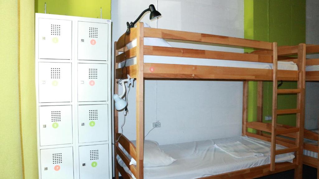 Postel nebo postele na pokoji v ubytování Happy Hostel Kiev