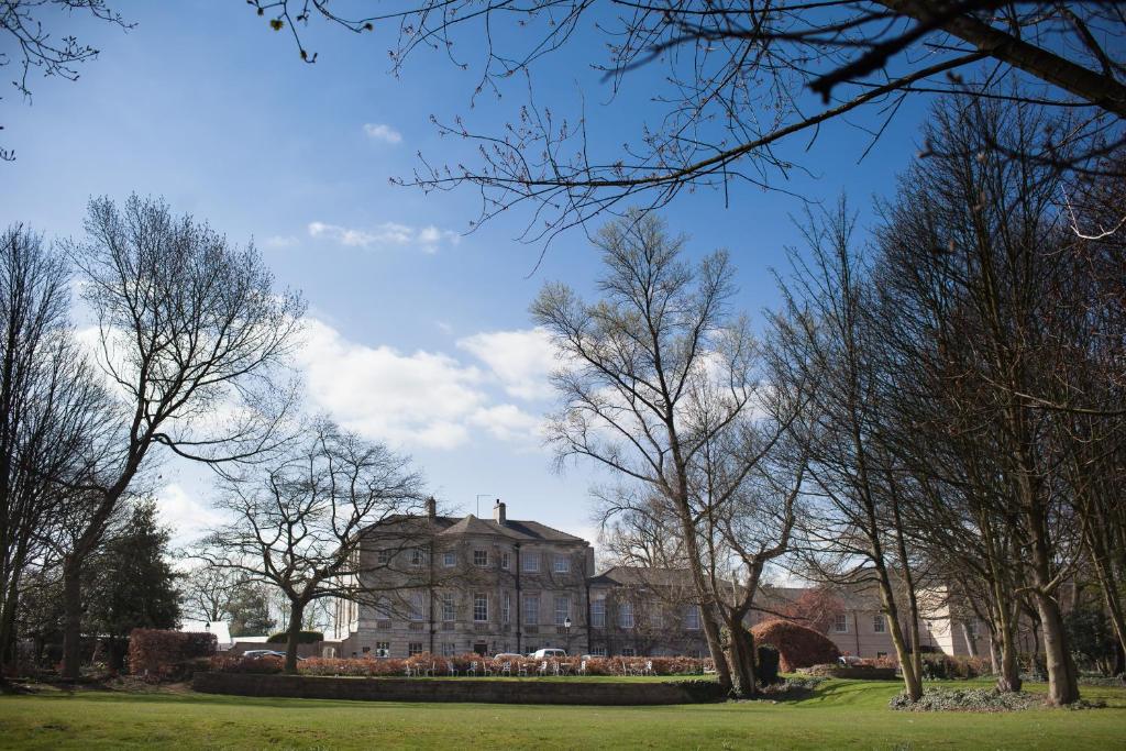 Aston Hall Hotel, BW Signature Collection 4