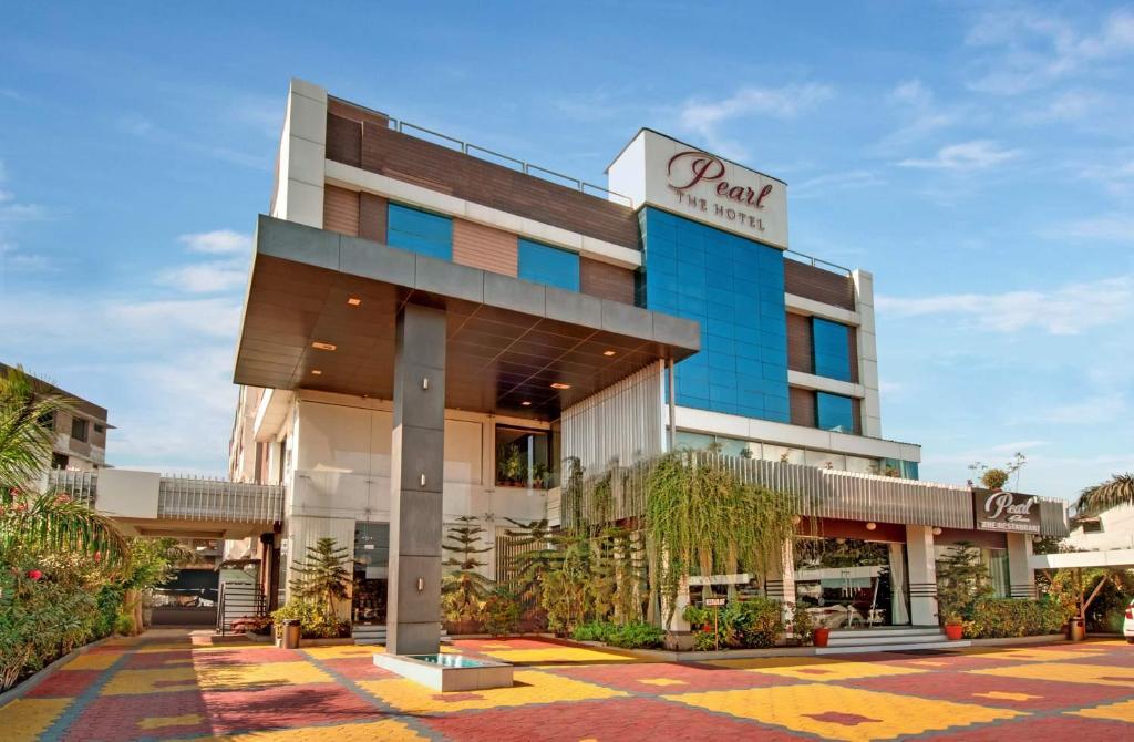 Gallery image of Pearl Hotel & Banquets Ahmedabad in Ahmedabad