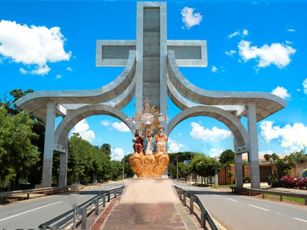  Pousada Santana - Trindade Goiás