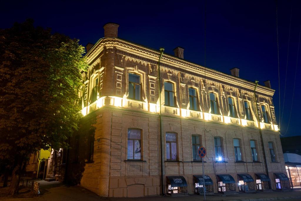 Petrivskyi photo 8