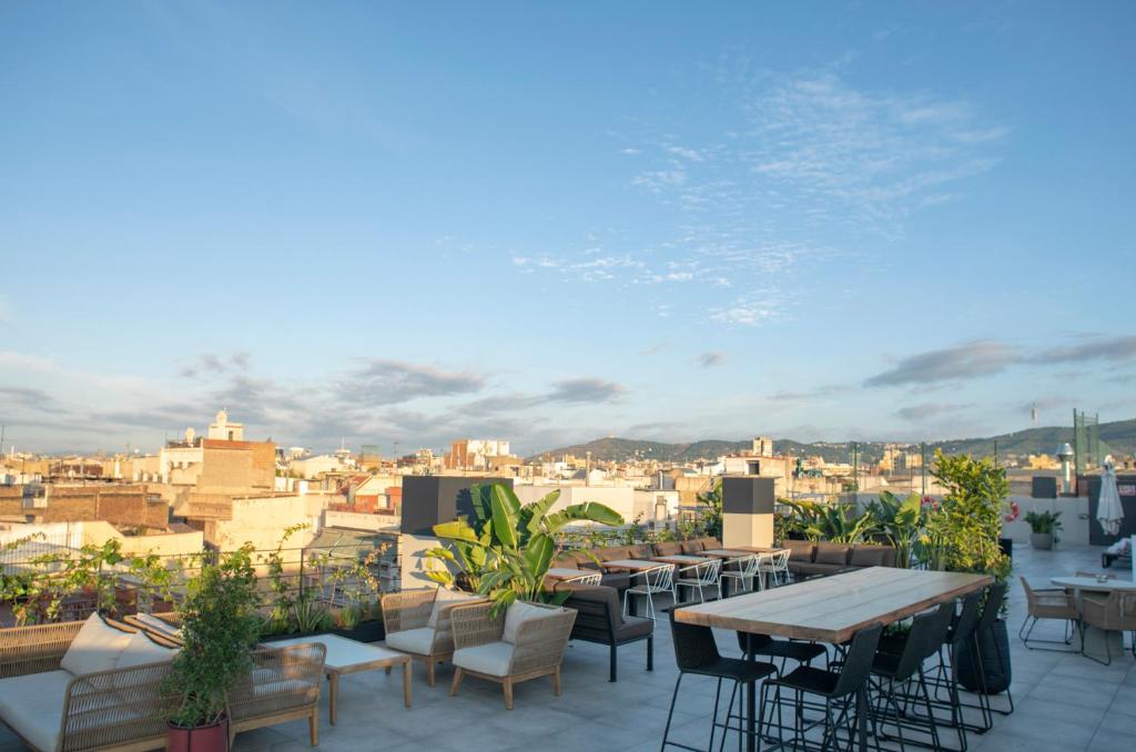 Nespecifikovaný výhled na destinaci Barcelona nebo výhled na město při pohledu z hotelu
