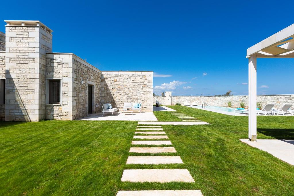 Fotografia z galérie ubytovania Thalmargia Villas, Ultimate Peace & Privacy, By ThinkVilla v destinácii Garazo