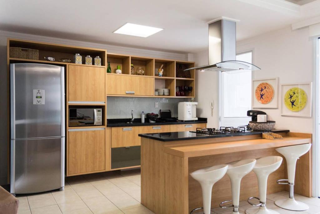  Lindo apartamento frente para o mar