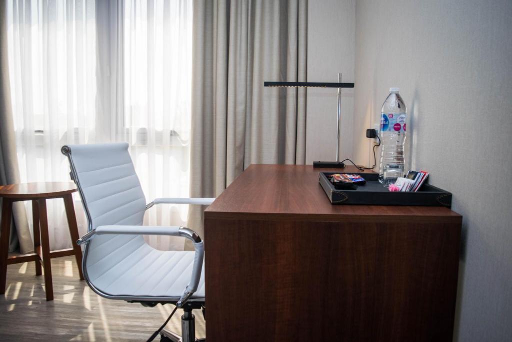 PLATINUM HOTEL CASINO