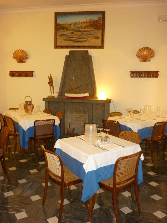 Restaurace v ubytování Ristorante Hotel Mira
