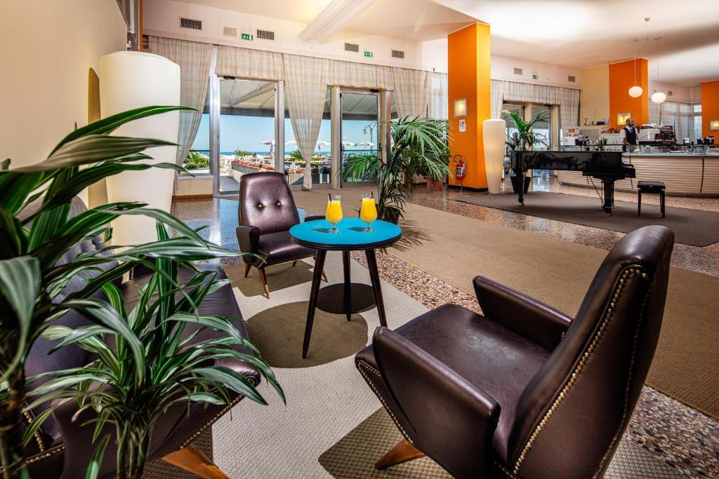 Posezení v ubytování Hotel Astor