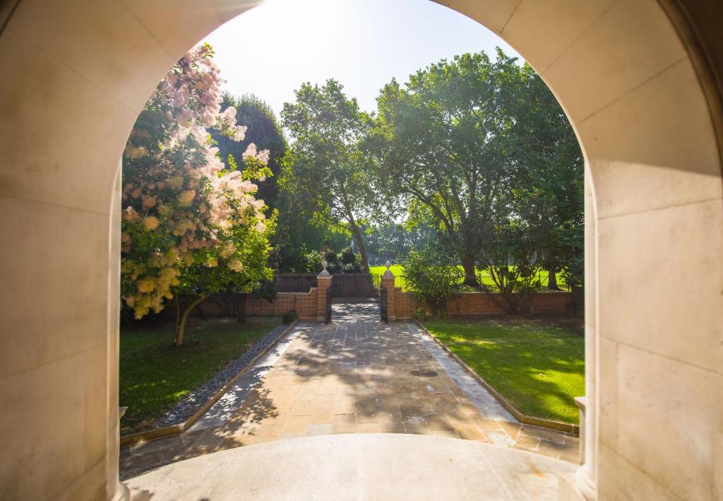 Wellington Hotel by Blue Orchid - Resim 1