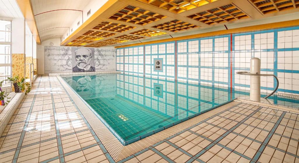 Bazén v ubytování Dvorak Spa & Wellness nebo v jeho okolí