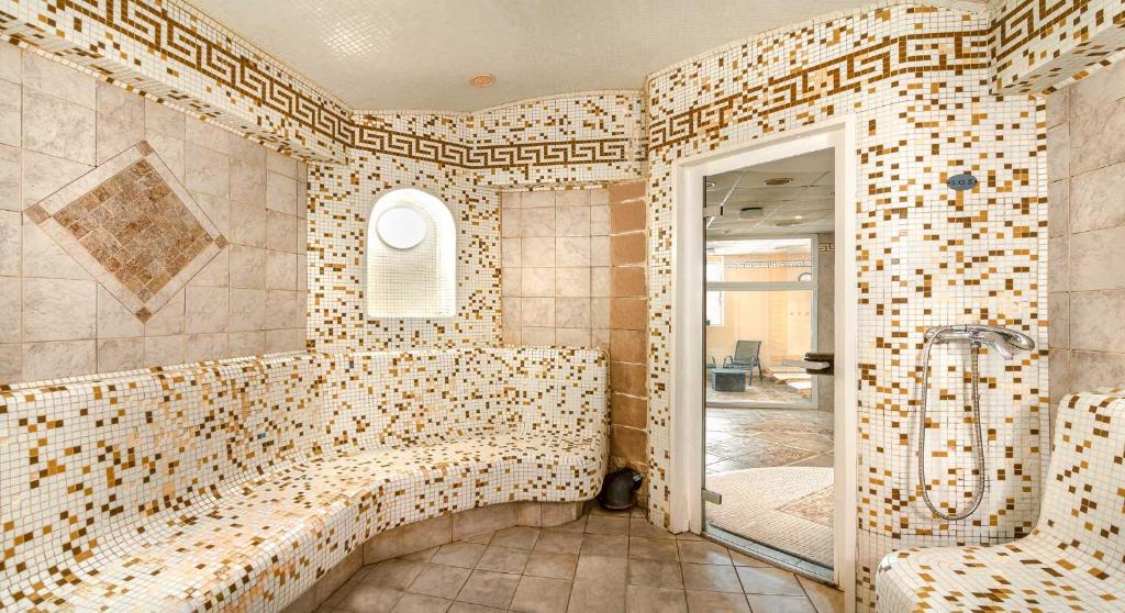 Koupelna v ubytování Dvorak Spa & Wellness