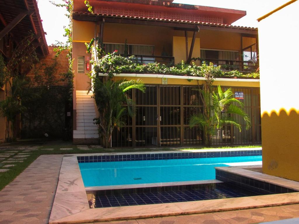  Apartamentos Condominio a Beira Mar