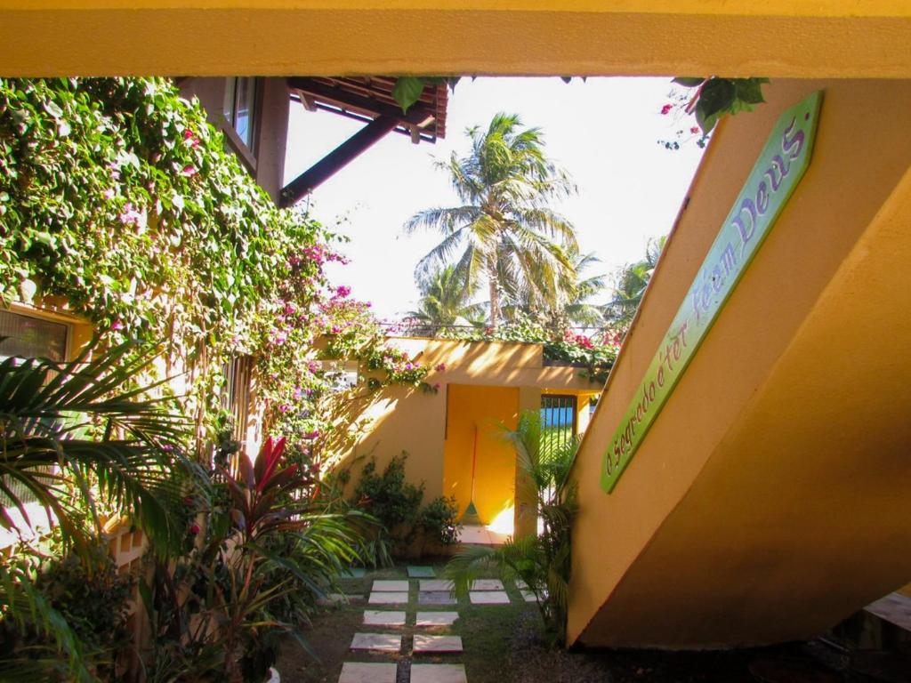  Apartamentos Condominio a Beira Mar