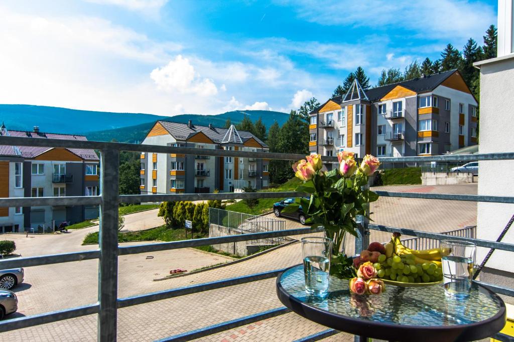 Nespecifikovaný výhled na hory nebo výhled na hory při pohledu z apartmánu