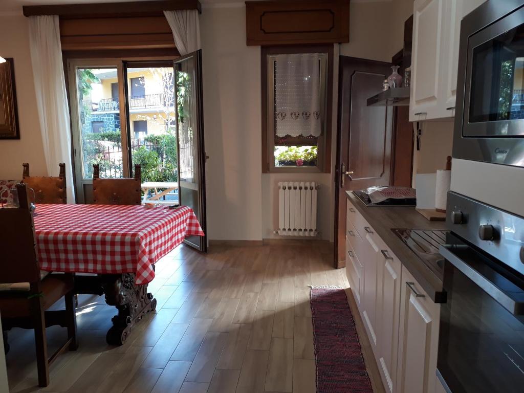 Kuchyň nebo kuchyňský kout v ubytování Casa di Ica