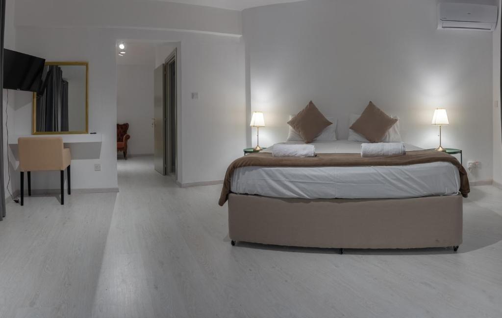 KINGS SQUARE Holiday Apartments - Deluxe Apartment