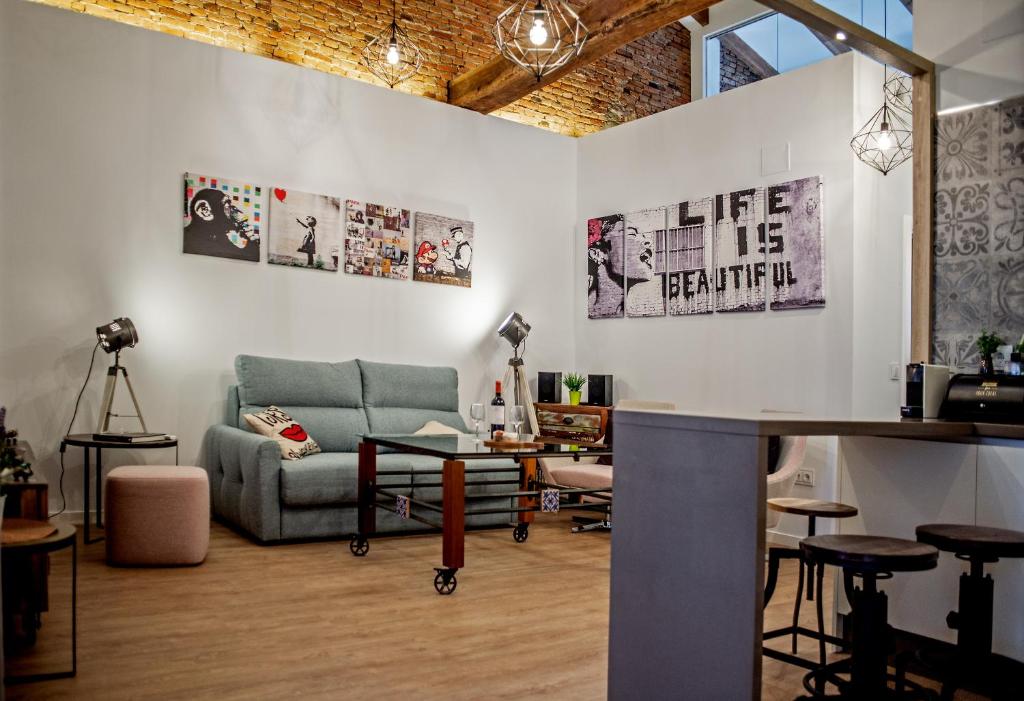 Χώρος καθιστικού στο Apartamentos Turisticos Moret 11 - 2A