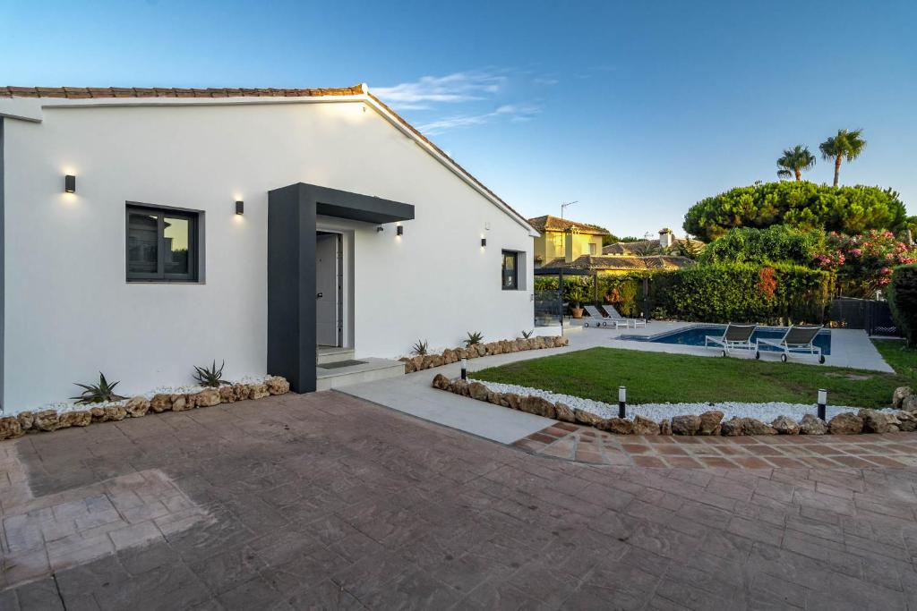 MAR-Luxury Villa Marbesa 400 meters to beach (Spanje Marbella ...