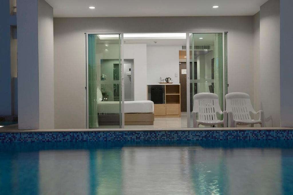 Chanalai Hillside Resort, Karon Beach - 13