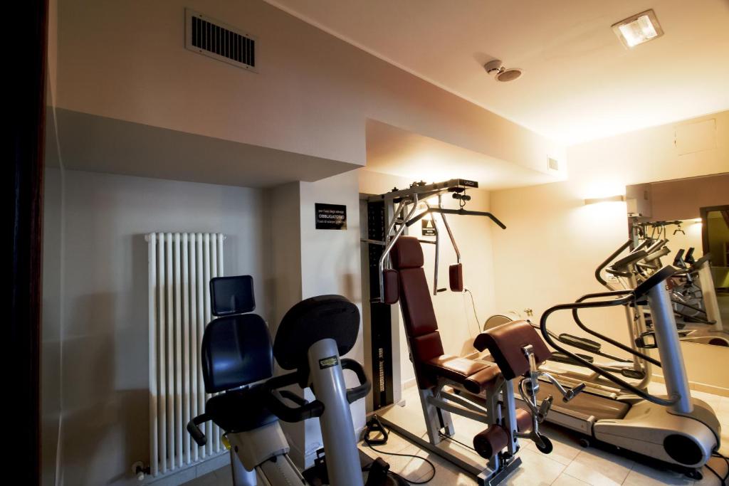 Fitness centrum a/nebo fitness zařízení v ubytování Terminal Palace & SPA