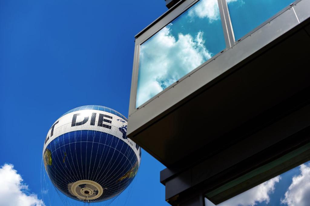 Wilde Aparthotels Berlin, Checkpoint Charlie - Resim 10