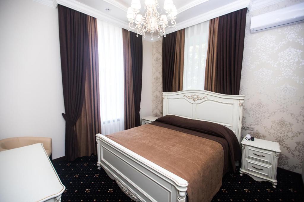 Petrivskyi photo 2