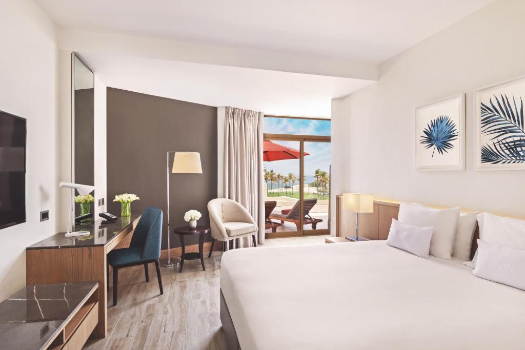 JA The Resort - JA Beach Hotel, Dubai - 