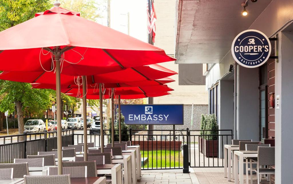 Ottawa Embassy Hotel & Suites - Resim 6