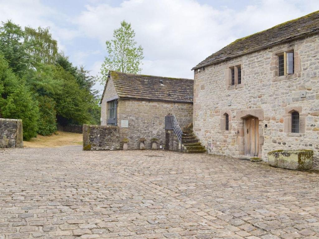 The building where the vacation home is located 