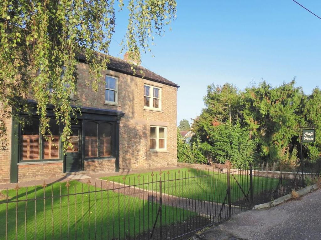 The building where the vacation home is located 