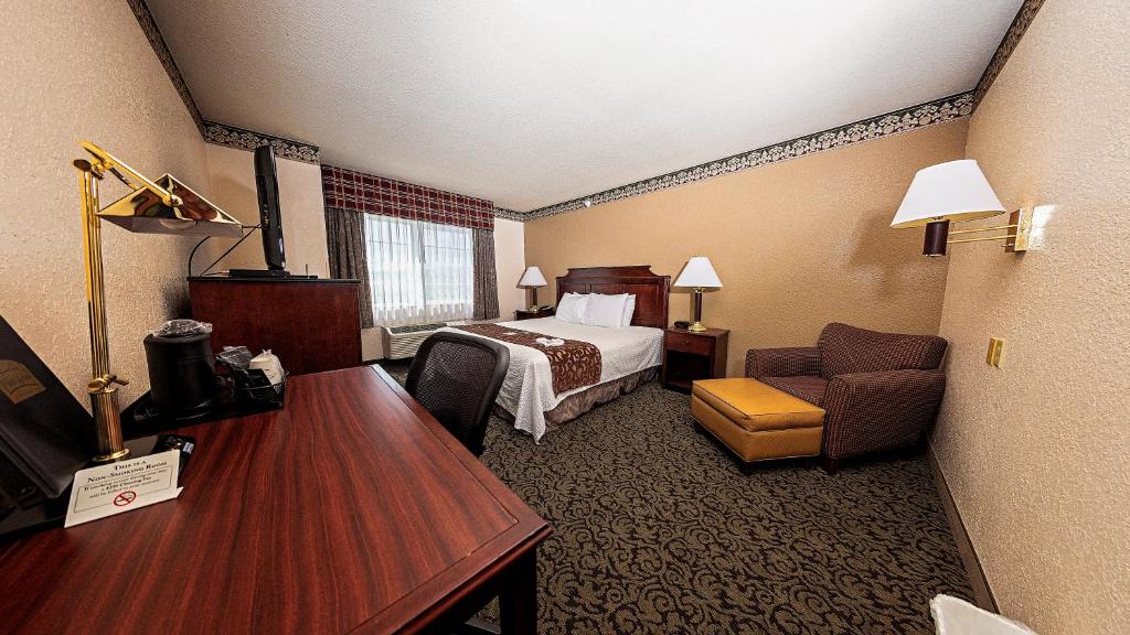 FairBridge Inn Express Dillon - Executive King Room