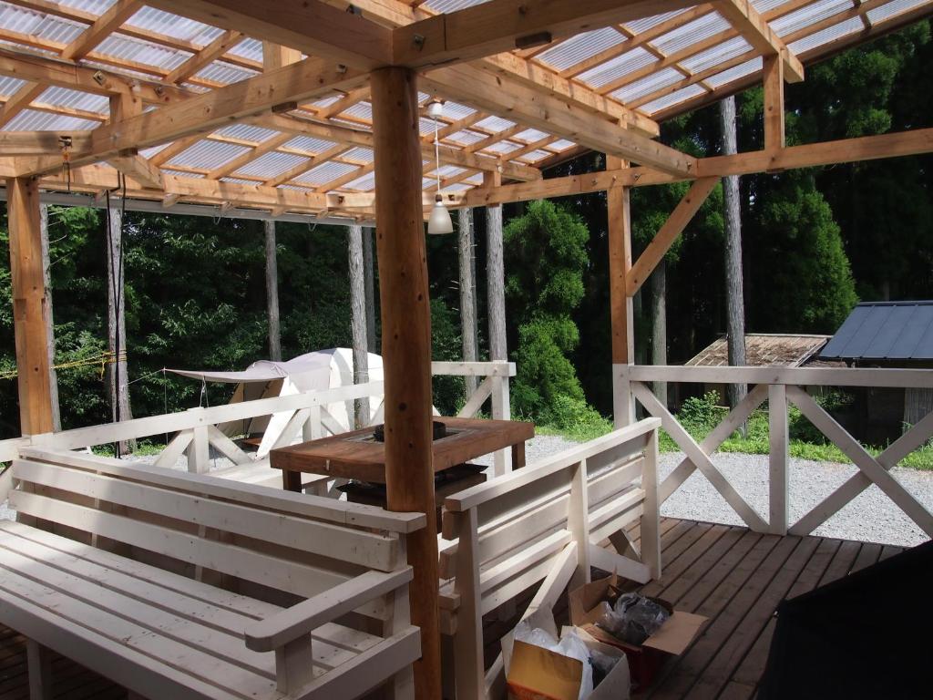 Balkón nebo terasa v ubytování Kumamoto Guesthouse Minami Aso Little Asia