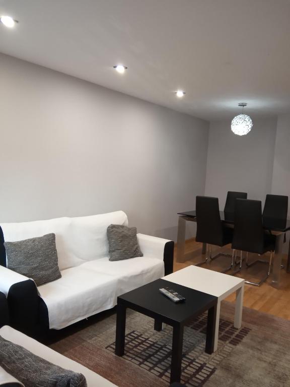 Apartamento Los Lirios Logroño - 5