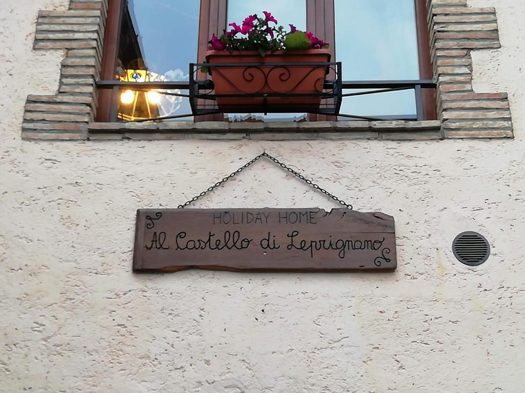 Certyfikat, podpis lub inny dokument wystawiony w obiekcie Al Castello di Leprignano